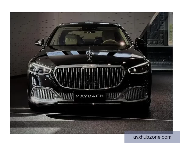 詹姆斯定制迈巴赫S680豪华亮相专属Logo细节展现极致奢华